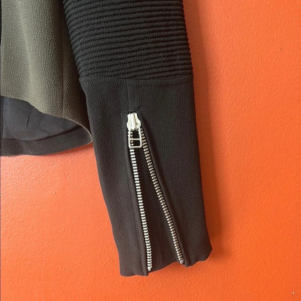 Aritzia Wilfred Black and Brown Bomber Jacket - Picture 9 of 16